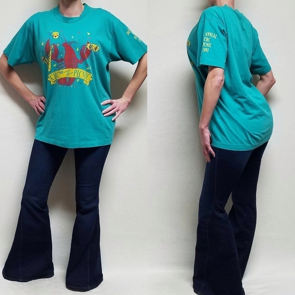 VINTAGE 1993 OOAK Mardi Gras Picnic Turquoise Sax Lobster Single Stitch Tee L